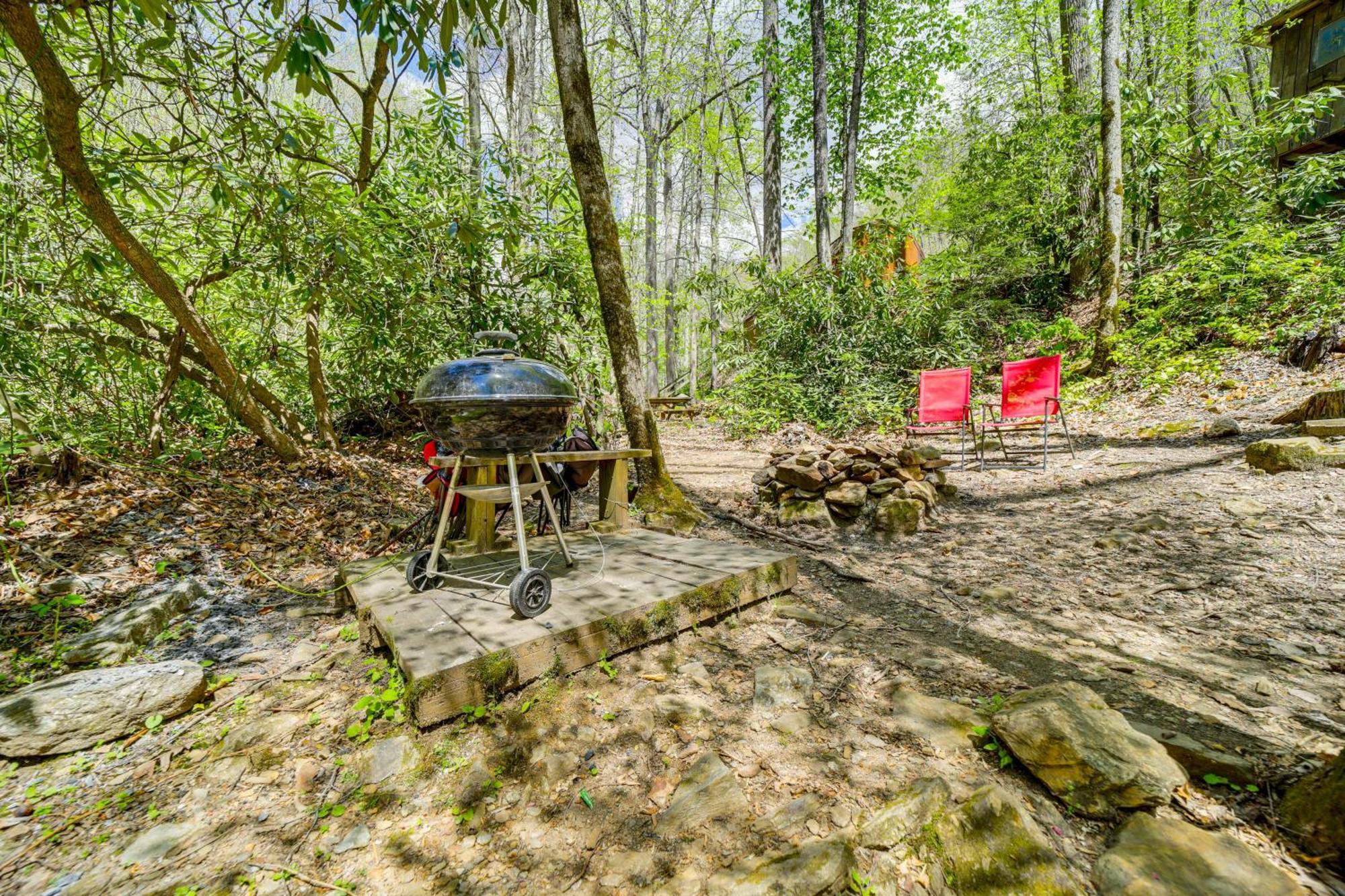 Creekside Cabin With Deck By Hiking Trails And Fishing Villa Whittier Exterior photo