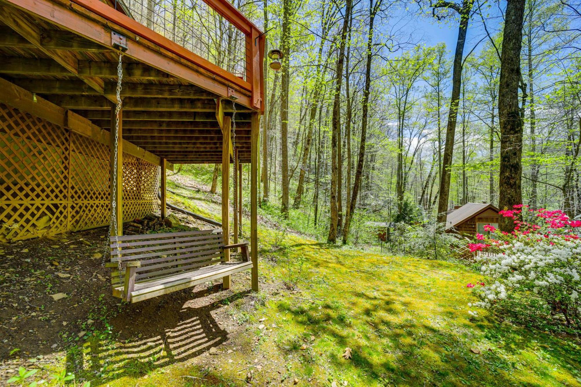 Creekside Cabin With Deck By Hiking Trails And Fishing Villa Whittier Exterior photo