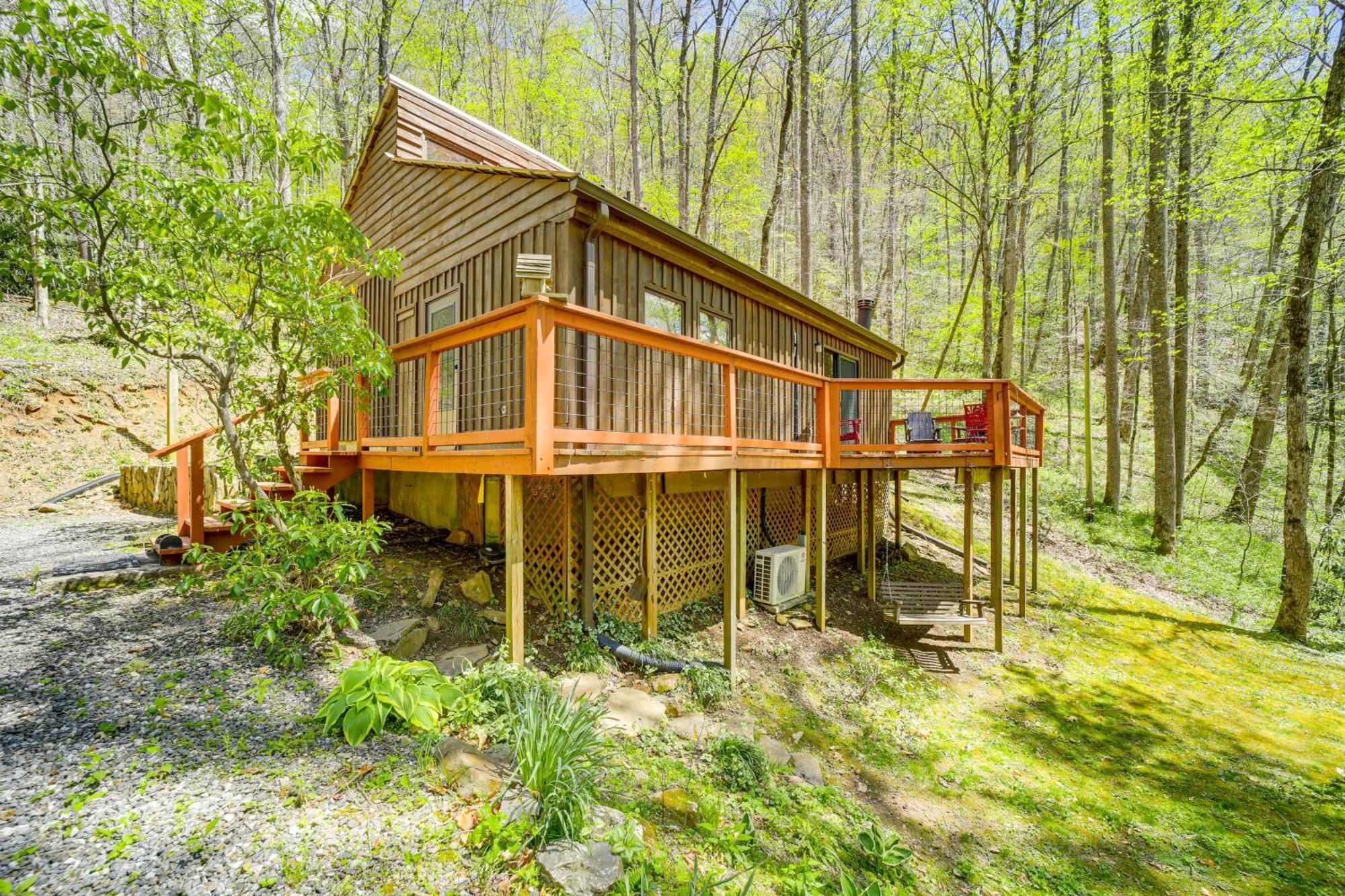 Creekside Cabin With Deck By Hiking Trails And Fishing Villa Whittier Exterior photo